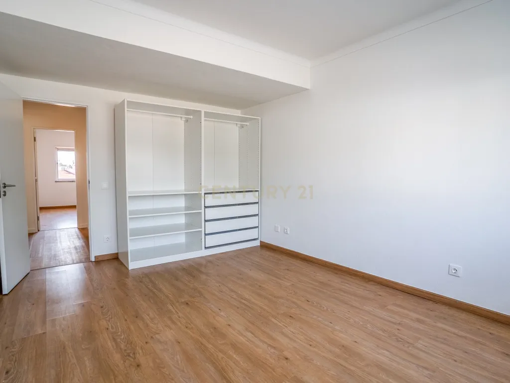 Apartamento T3 | Renovado | Caldas da Rainha - Image 20