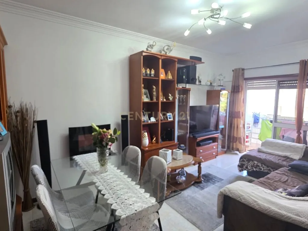 Apartamento T3 na Amora com ótimas áreas ( Novo periodo para visitas próxima 5 feira, de tarde, dia 5 Junho 2025 - Image 5