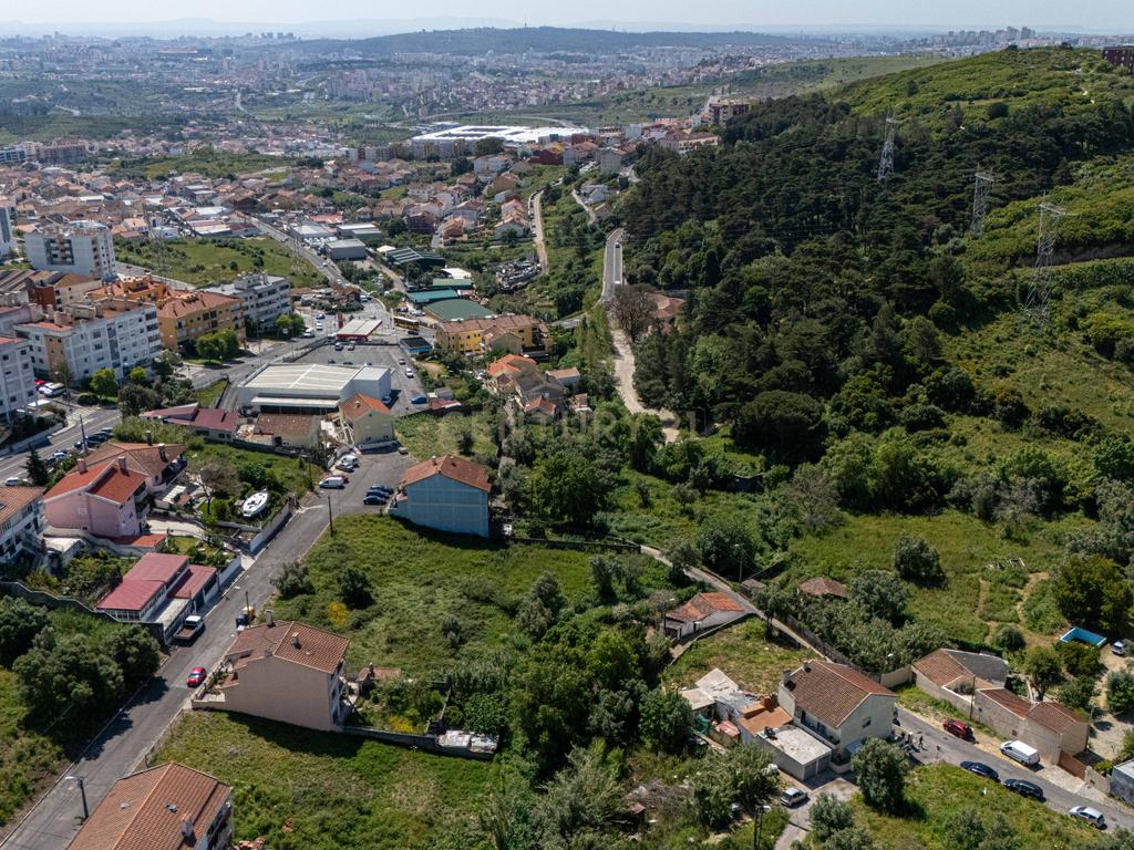 Terreno Urbano em A- da Beja-  Amadora, Oportunidade Única por 140.000€ - Image 20