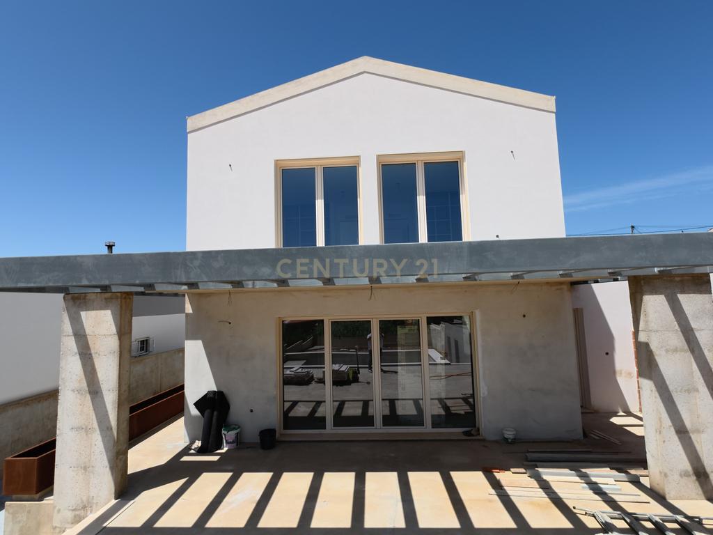 MORADIA T3 NOVA COM PISCINA E VISTA SERRA EM LOTE 795 M2 | Vilar, Cadaval - Image 31