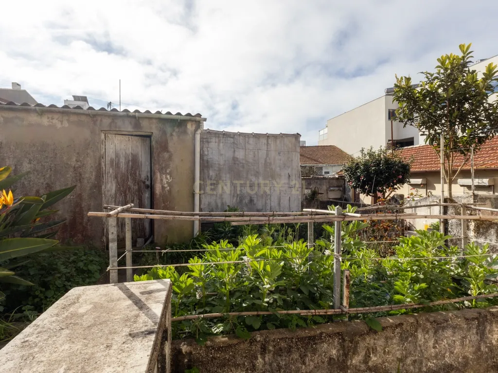 Terreno para Construção de apartamentos em Leça da Palmeira - Image 2