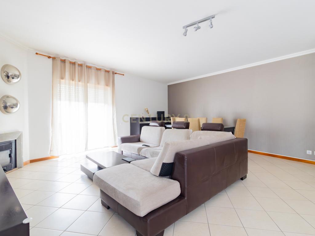 Apartamento T3 Espaçoso com elevador em Pataias, Alcobaça com Vista para o Campo - Image 8