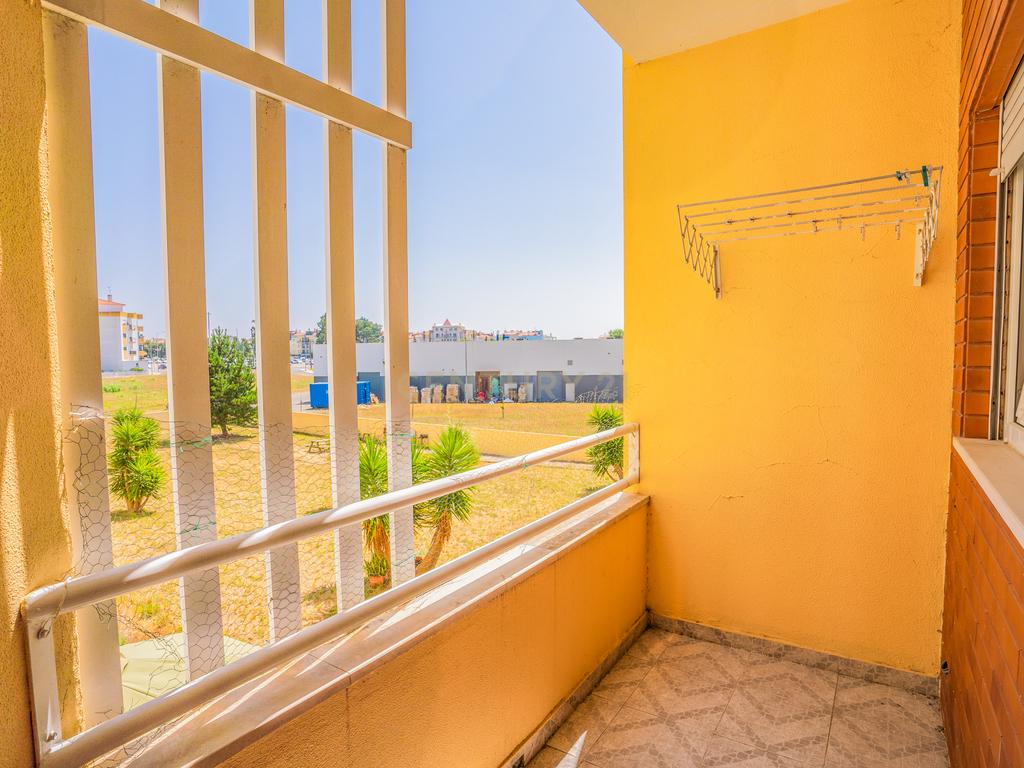 Apartamento T3 com garagem - Cidade Nova, Caldas da Rainha - Image 8