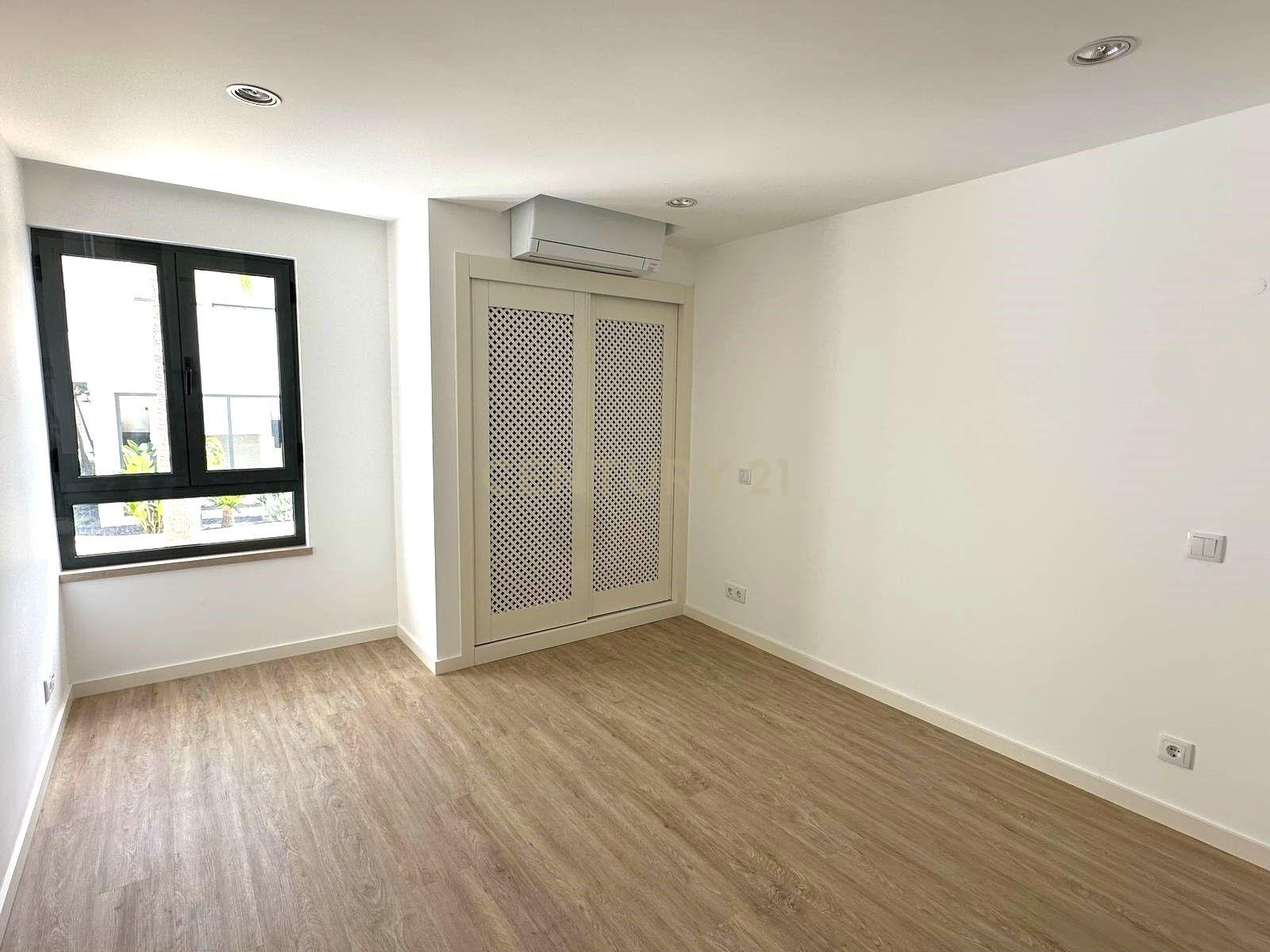 Apartamento T2 | Novo | Vilamoura | Condomínio Fechado - Image 13