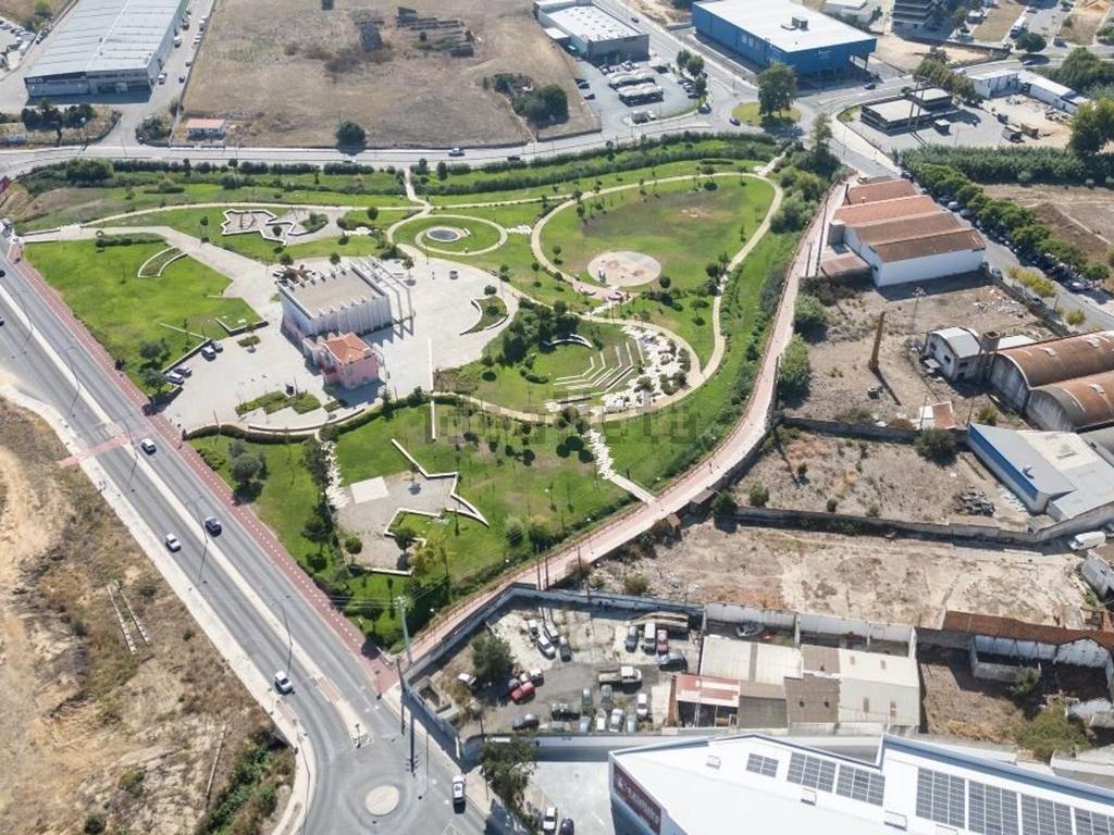 Oportunidade de Investimento Predio – Montijo - Image 8