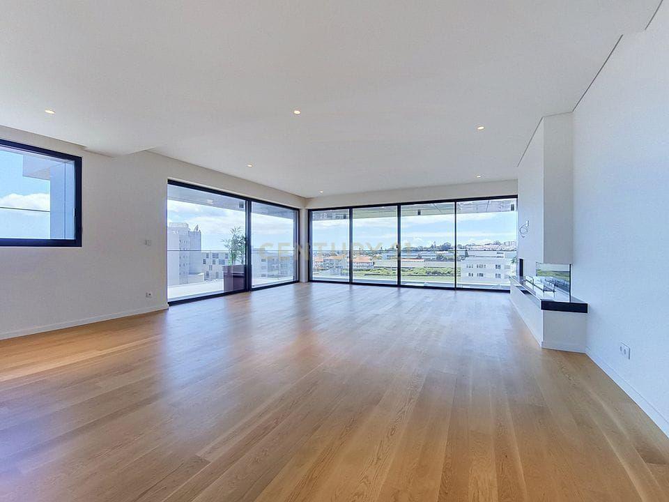 Fotografia 10 de Penthouse de Luxo com Piscina Privativa e Vista Mar | Ponta Delgada, São Miguel, Açores