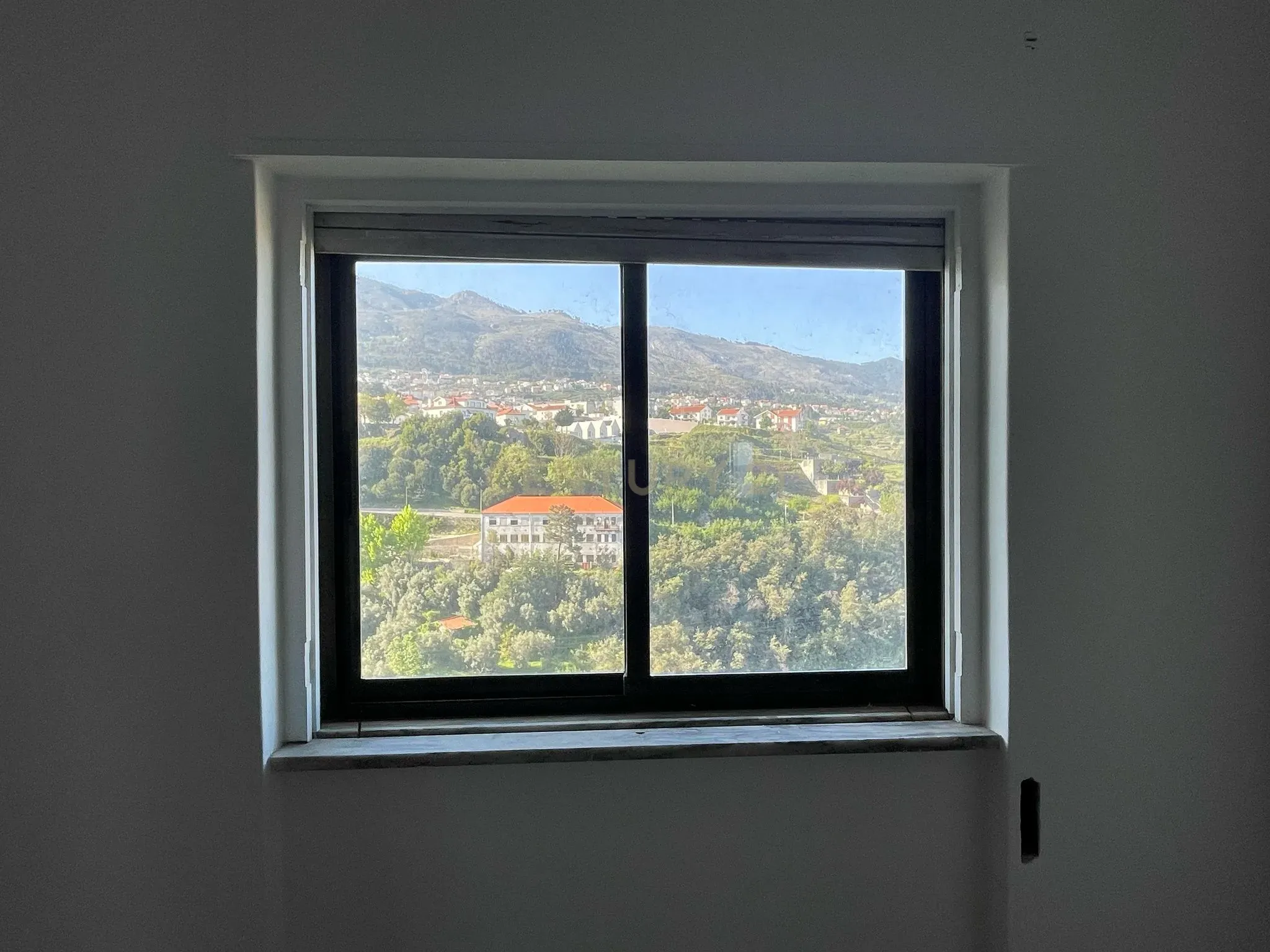 Excelente Apartamento T2 na Covilhã - Image 6