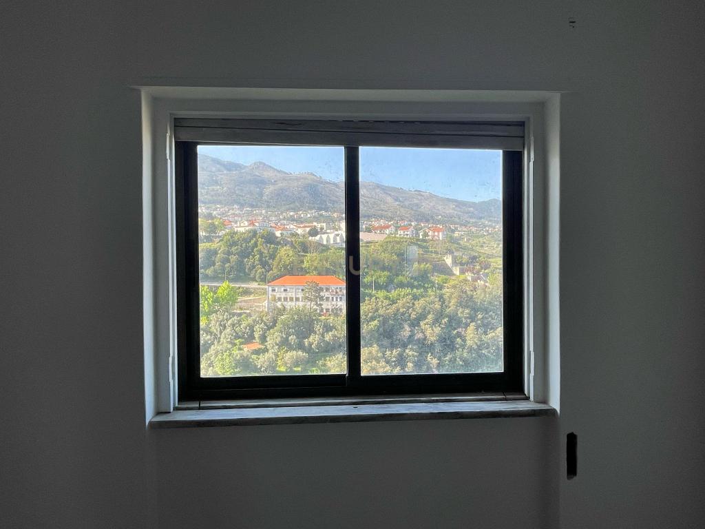 Excelente Apartamento T2 na Covilhã - Image 6