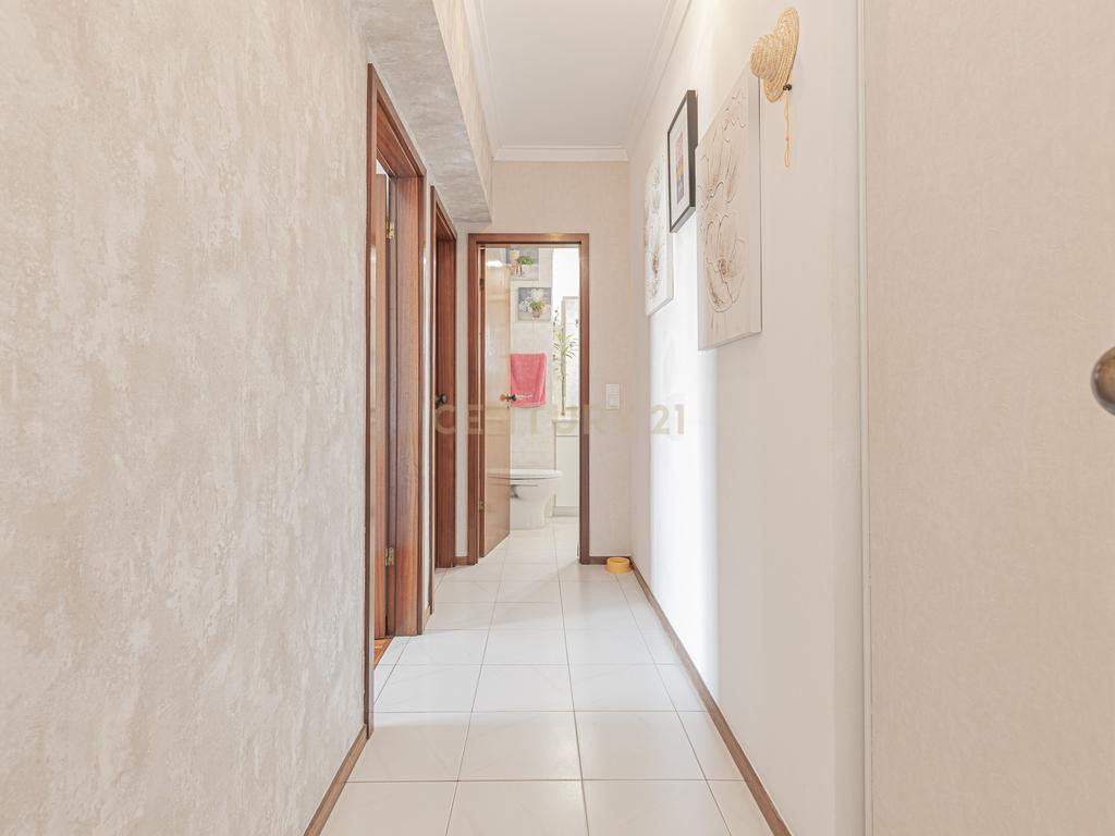 Magnífico apartamento T2 no Feijó - 1 andar com elevador  - Image 16