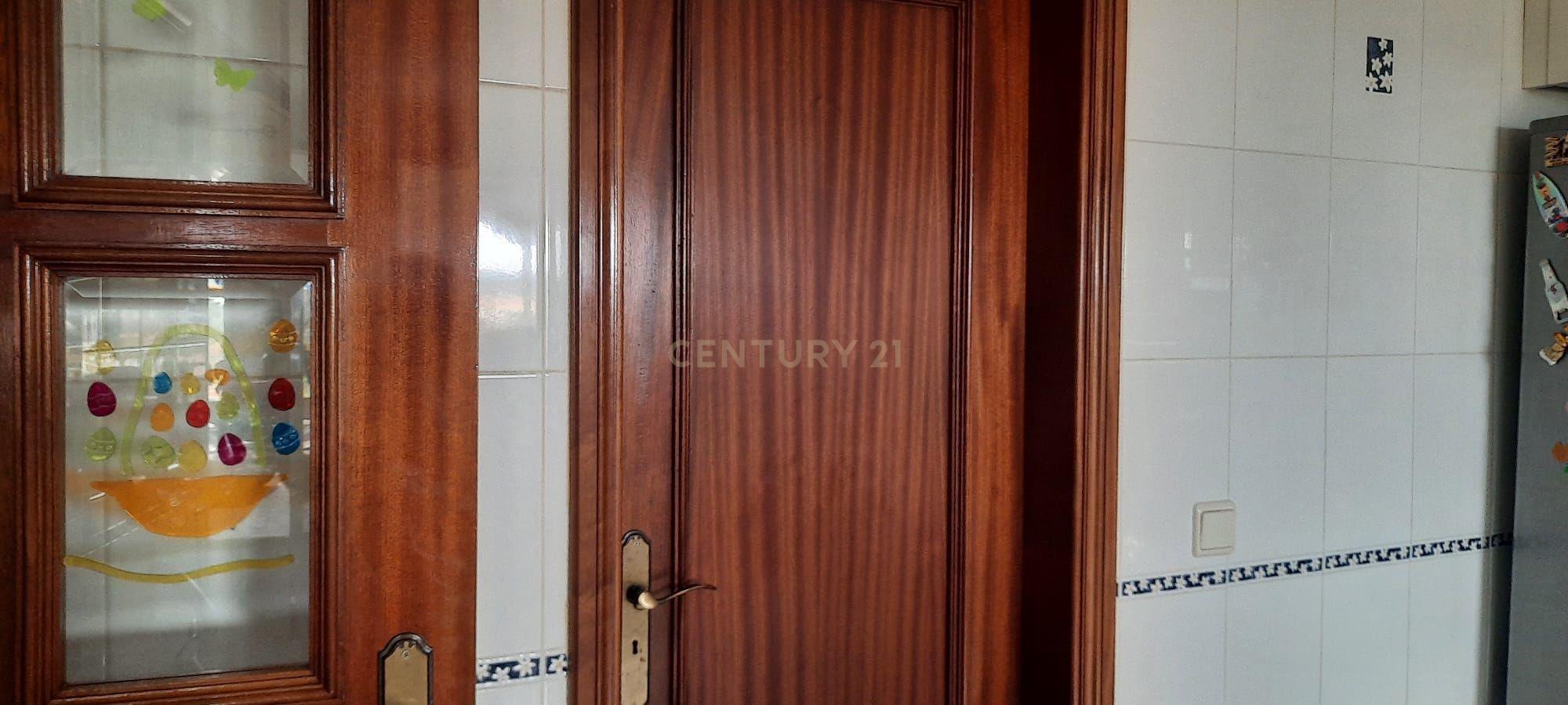Apartamento T2 Duplex em Oiã- Oliveira do Bairro - Image 25