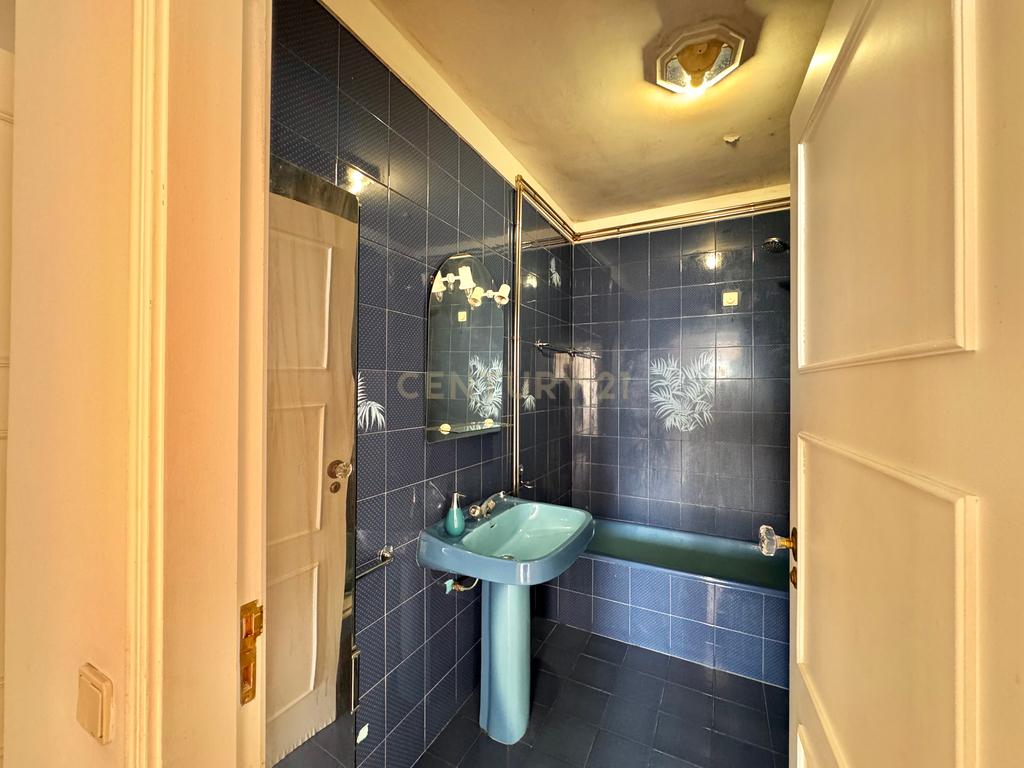 Apartamento T4 no centro de Santo Tirso - Image 15