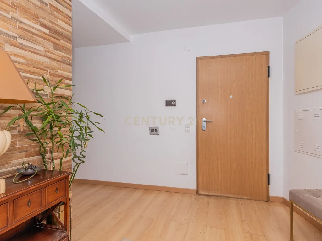 Moradia Moderna T4 em São Domingos de Rana, Cascais - Image 3