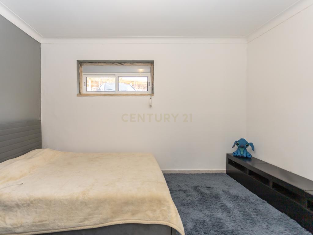Oportunidade de investimento Apartamento T2 Amoreiras, Setúbal - Image 4
