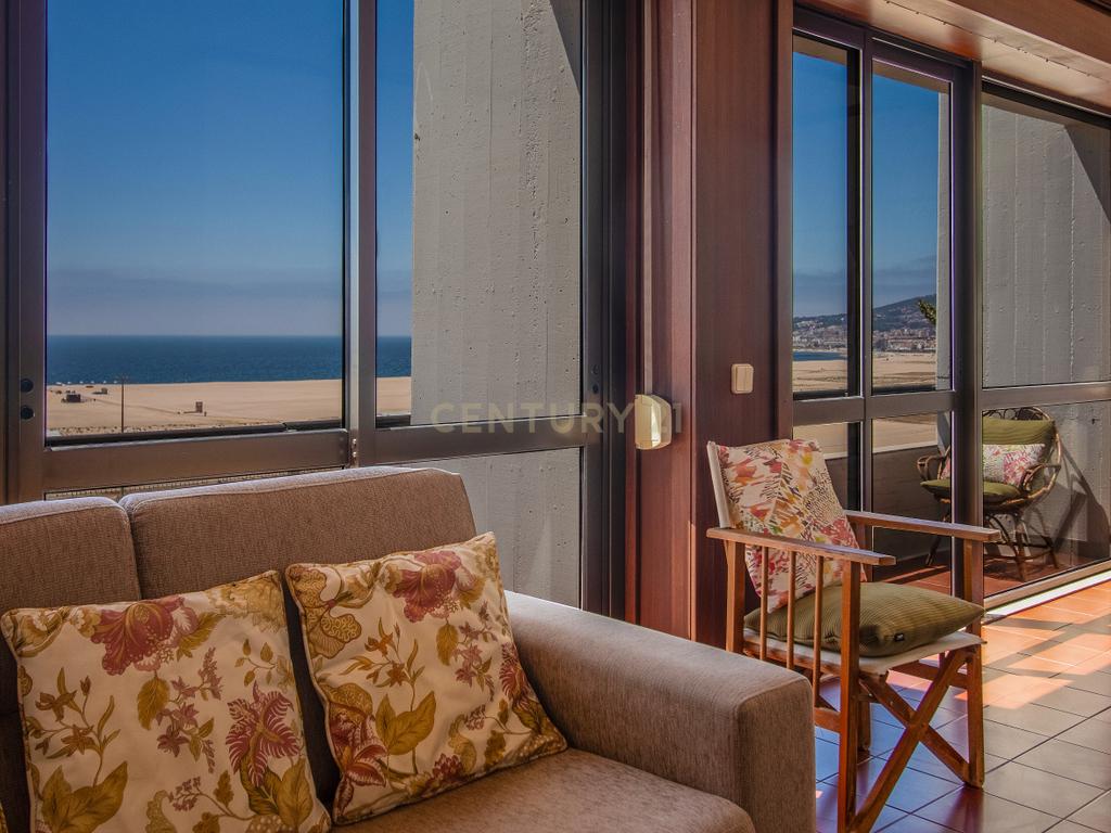 Penthouse T3 na mais privilegiada localização da Figueira da Foz - Image 16