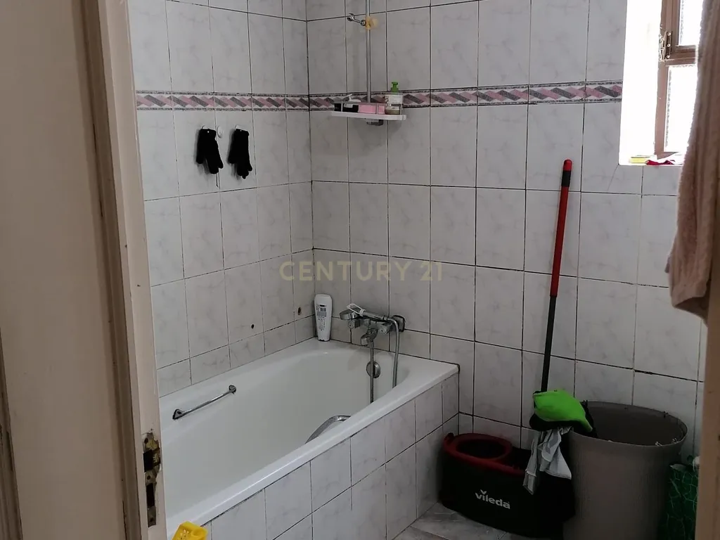 Quinta Rústica em Évora com 8.750 m2 e uma Vista Campestre - Image 26