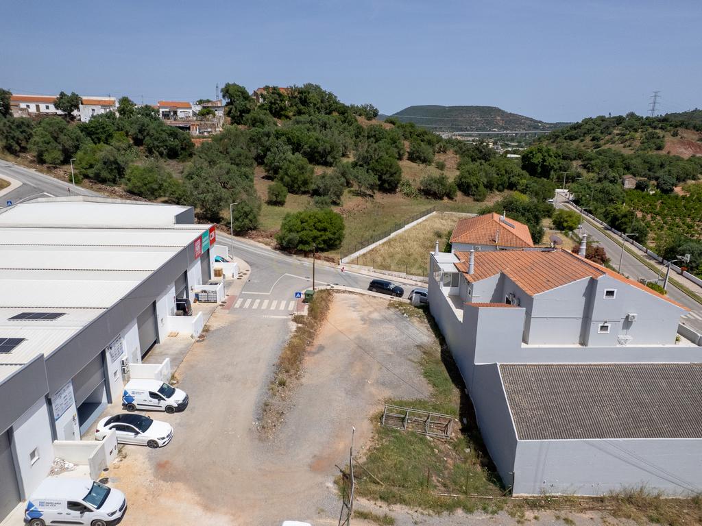 Lote de 180m2 para Construção - Image 8