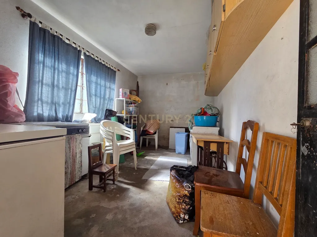 MORADIA T4 | JARDIM | GARAGEM | ANEXO | 4 FRENTES | RC E 1 ANDAR | VALONGO - Image 25