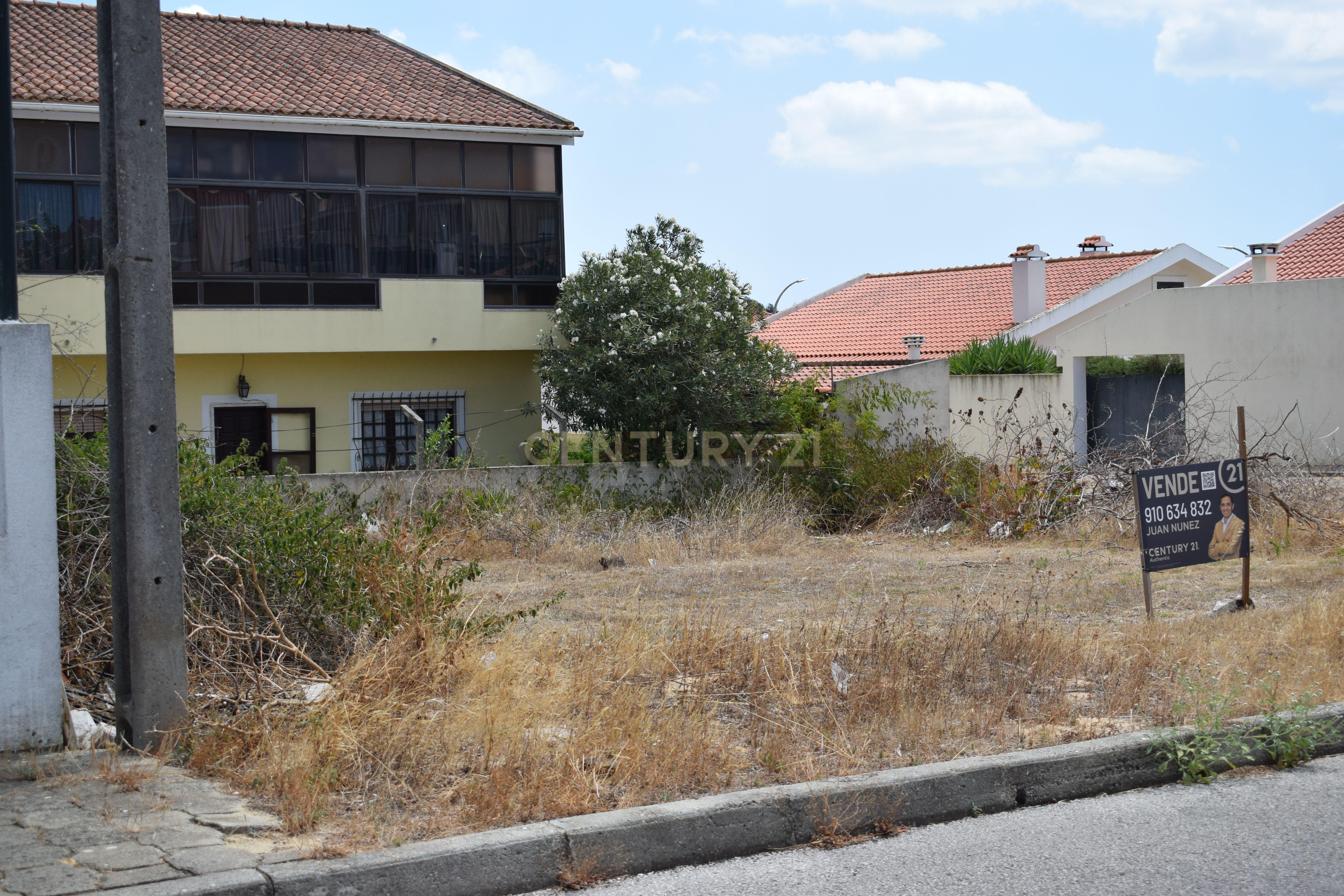 Fotografia 5 de Terreno Urbano de 318 m² em Palmela: Viabilidade para Moradia de 210 m² + Garagem