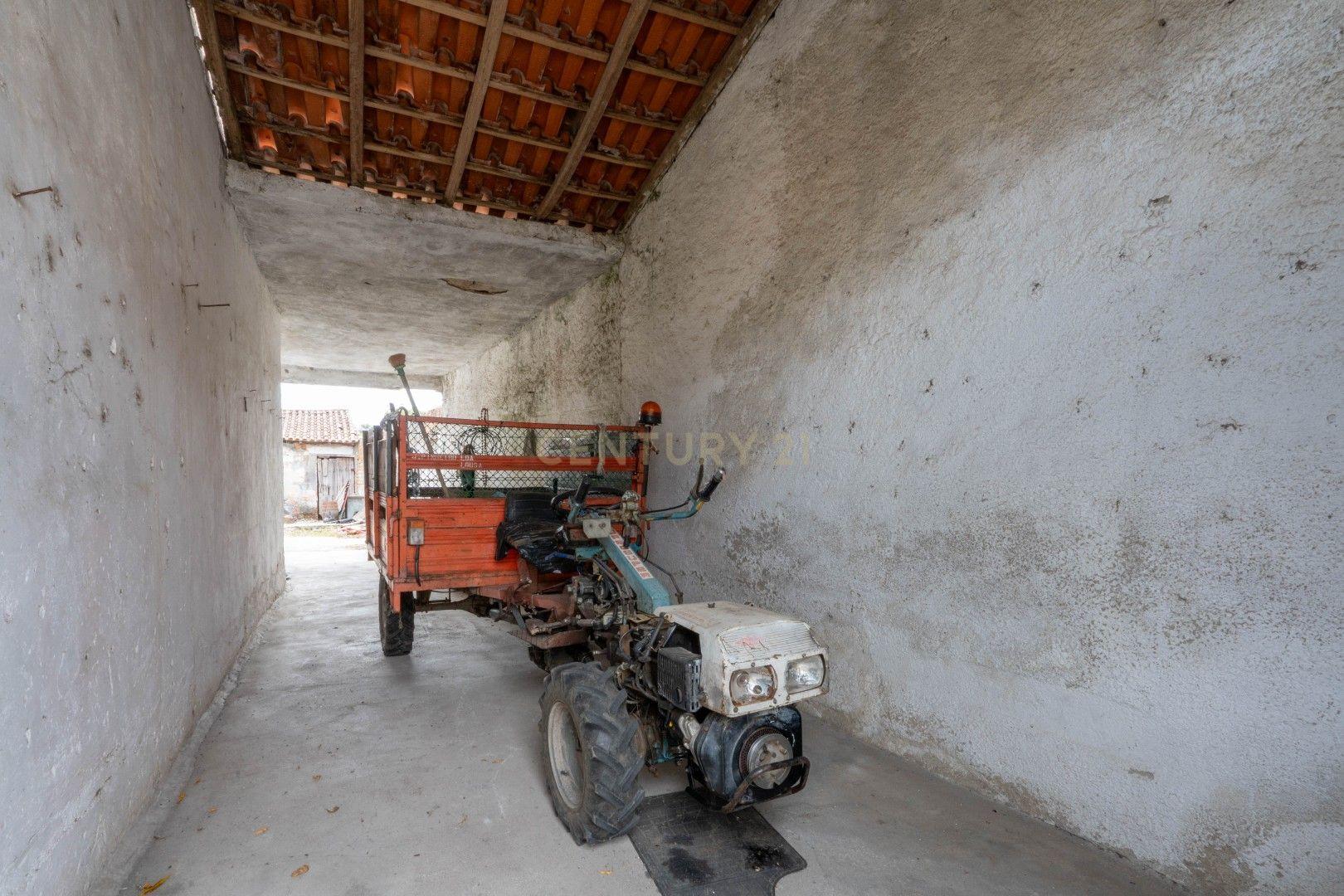 Fotografia 5 de Oportunidade em Lousã: Casa para Recuperar com 3 Quartos
