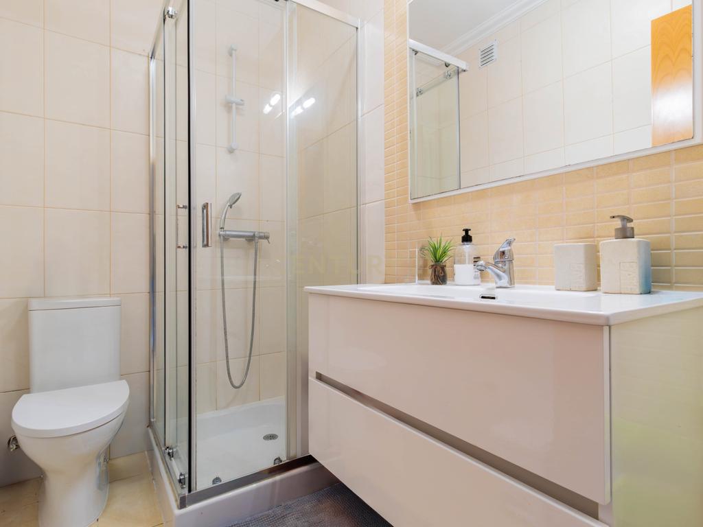 🌿 Oportunidade Única: T3 em Condomínio Fechado com Vista Deslumbrante e Máxima Tranquilidade! - Image 25