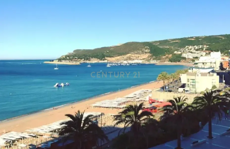 Fotografia 7 de T1 Junto à praia de Sesimbra