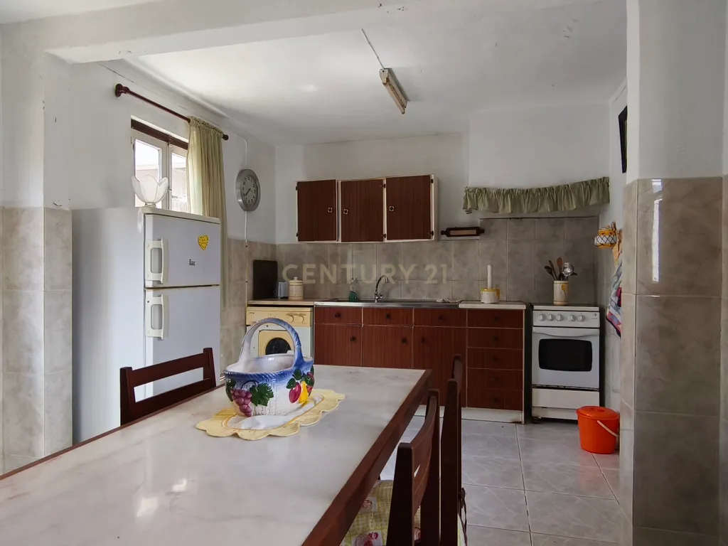Moradia T4 em Torres Vedras em lote de 625m2 - Image 26
