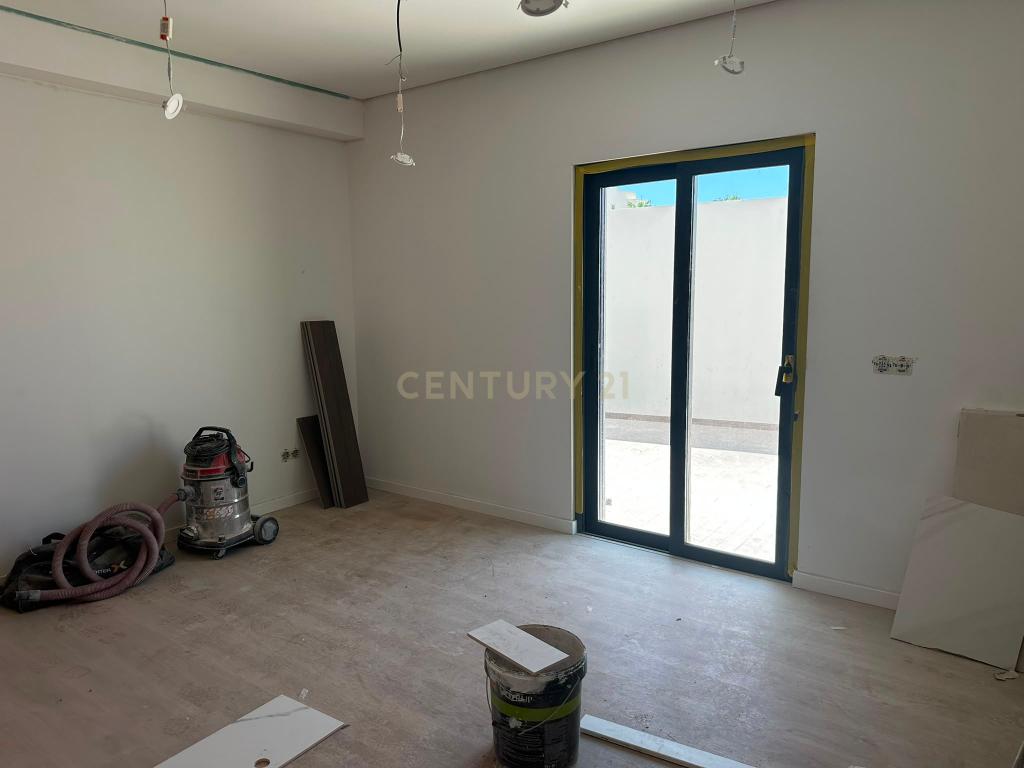 T2 NOVO EM OLHÃO | LOGRADOURO PRIVADO | CEDÊNCIA DE POSIÇÃO - Image 9
