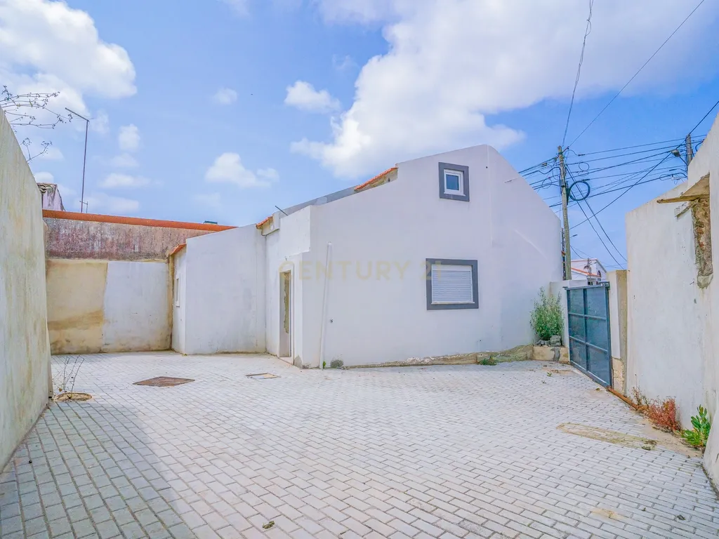 Moradia T2+1 com Terraço – Tornada, a 5 min de Caldas da Rainha - Image 18