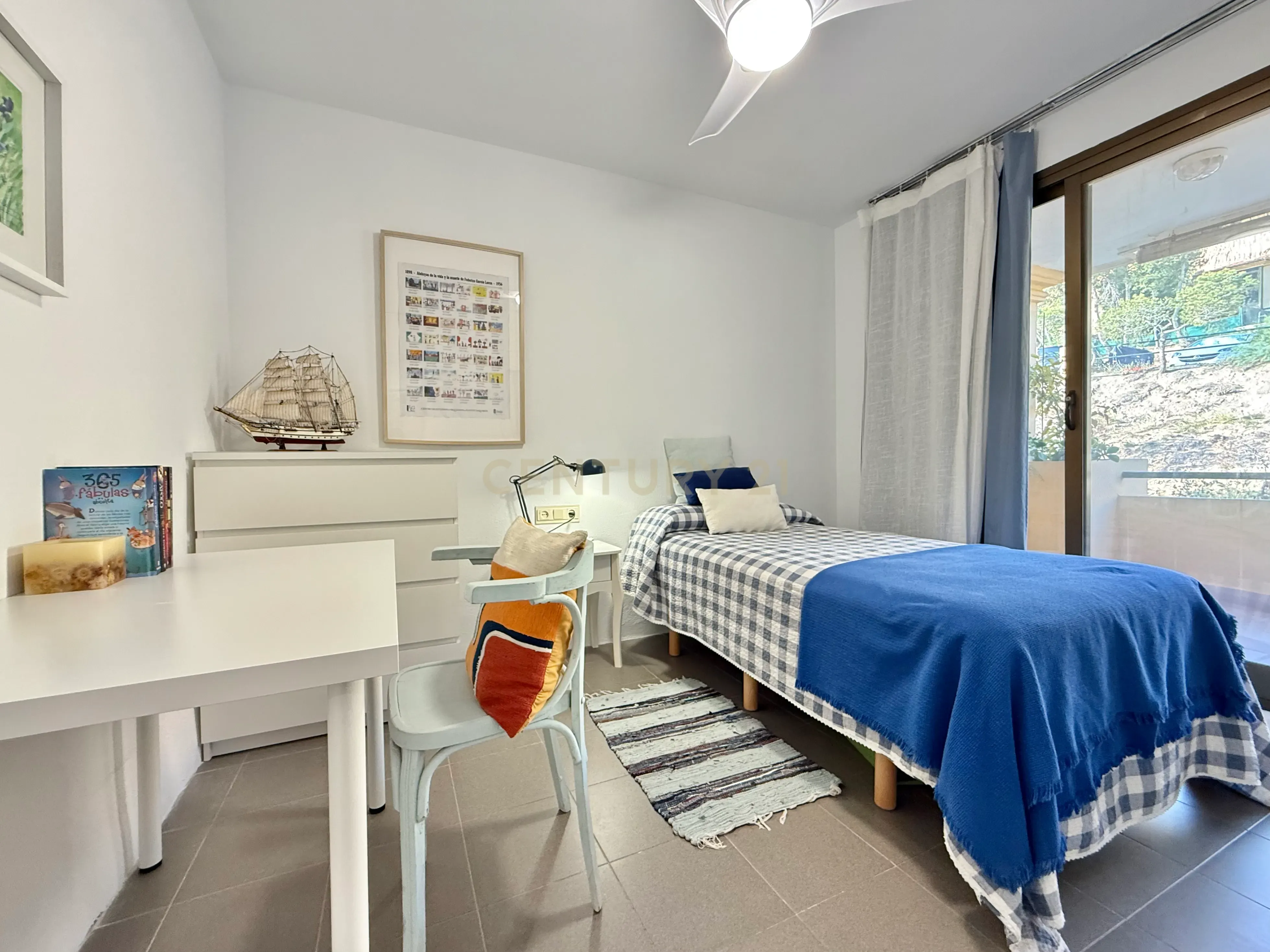 O seu apartamento em Almerimar... é possível - Image 1