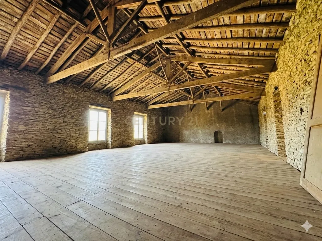 Uma joia histórica única na Extremadura: Casa-palácio de 1890 - Image 33