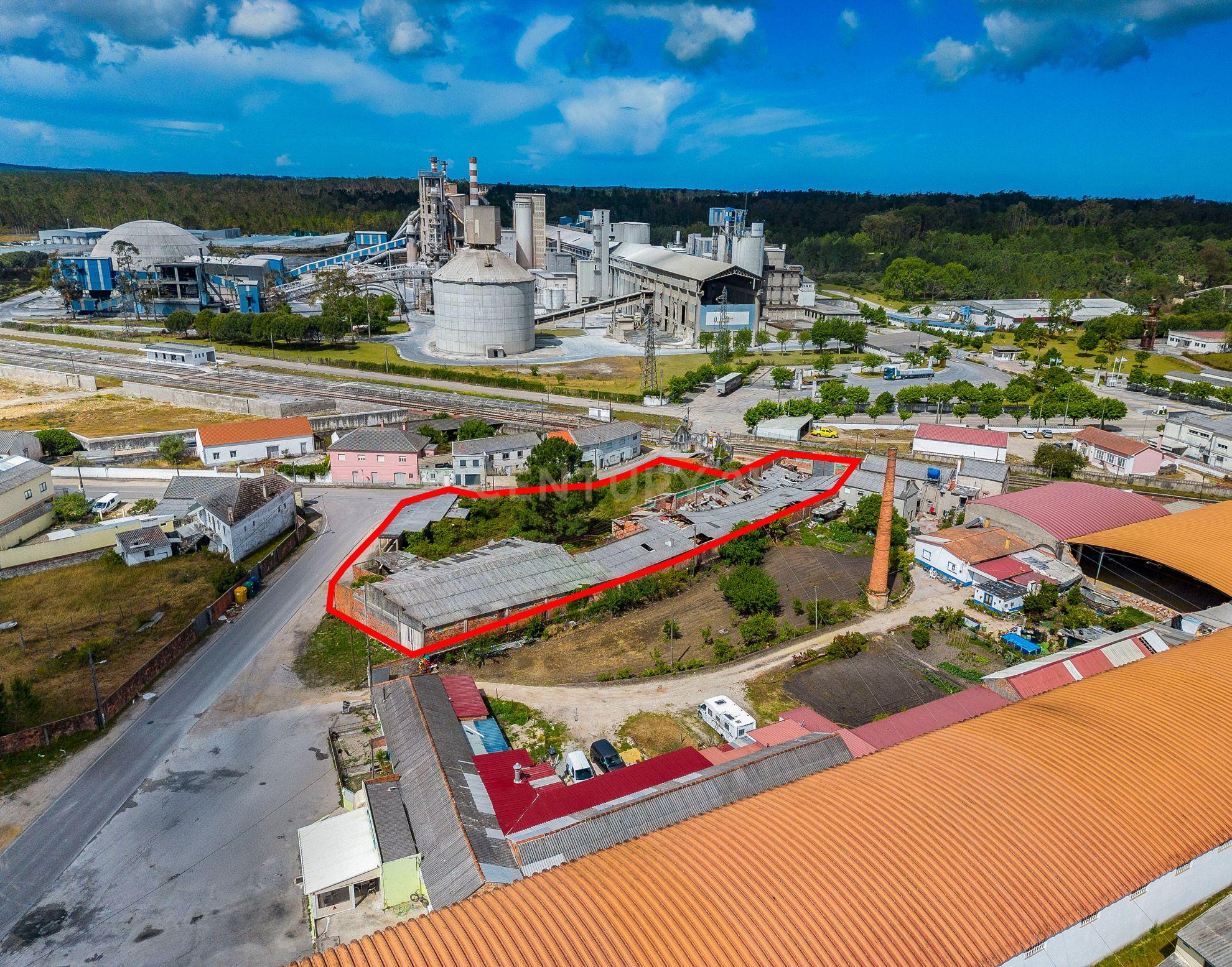 Fotografia 11 de Armazém  Pataias