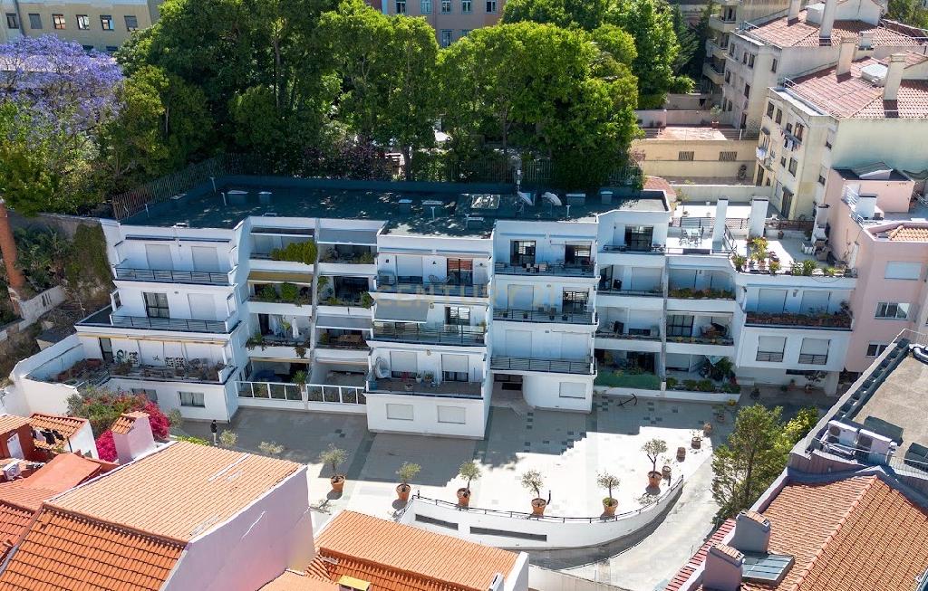 Apartamento T3 Lisboa - Arroios - Image 1