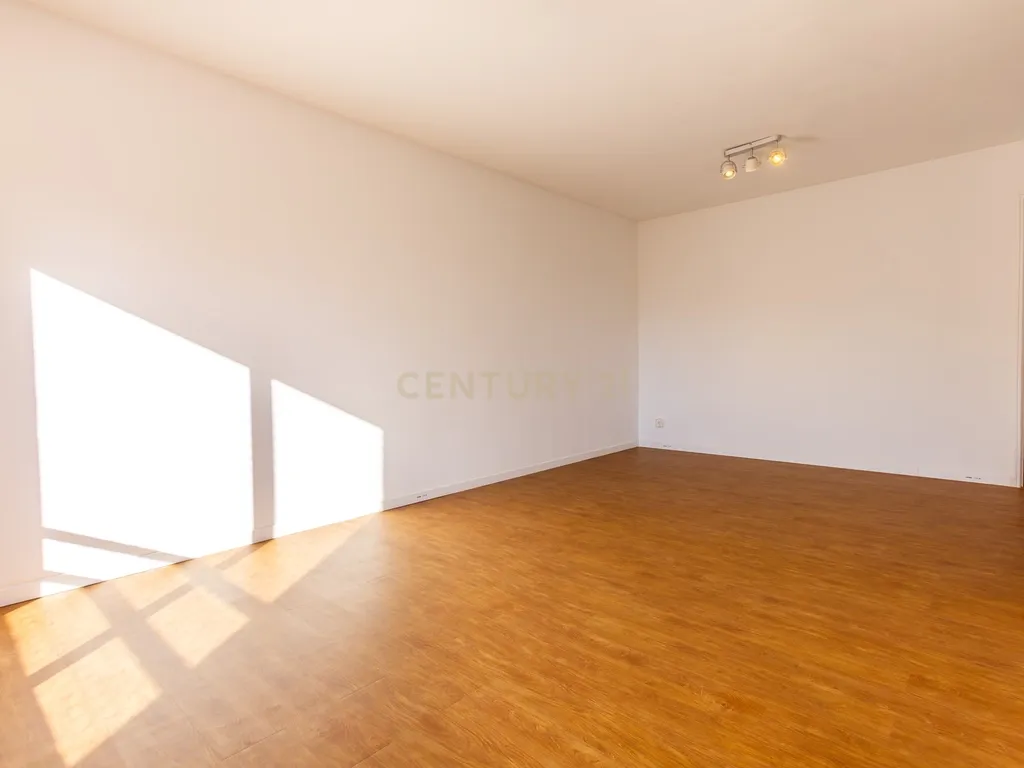 Apartamento T3, Lisboa, com um lugar de parqueamento e arrecadação. Oportunidade Única! - Image 22