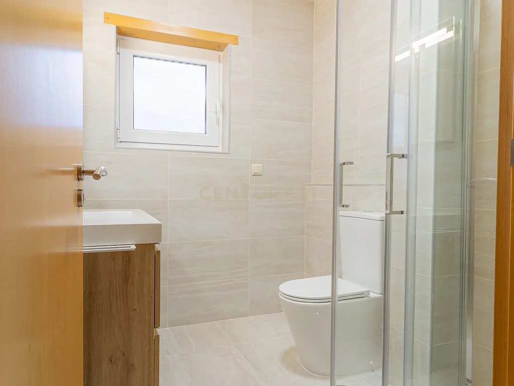 Duplex T3 em Bragança - Image 13
