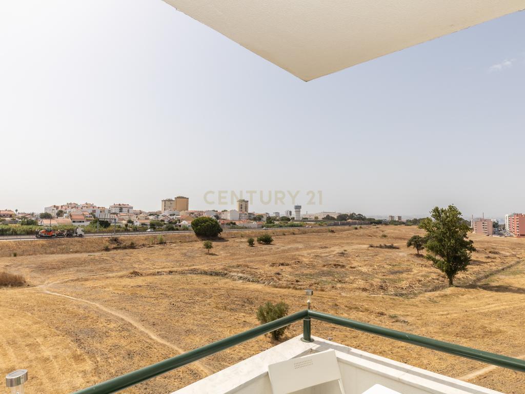 Apartamento T2, nos Fidalguinhos - Barreiro - Lavradio - Image 8