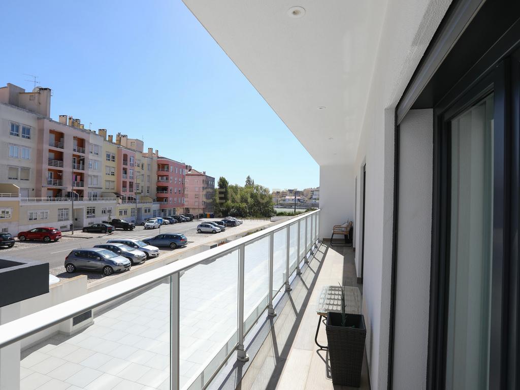 Apartamento T3 Jardins da Anta, Condomínio privado com piscina - Image 20