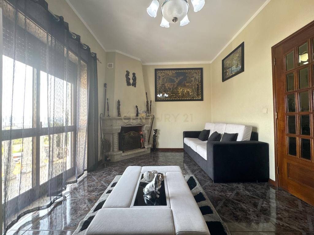 Moradia com 3 Apartamentos com área exterior em Vilela, Paços de Ferreira - Image 19