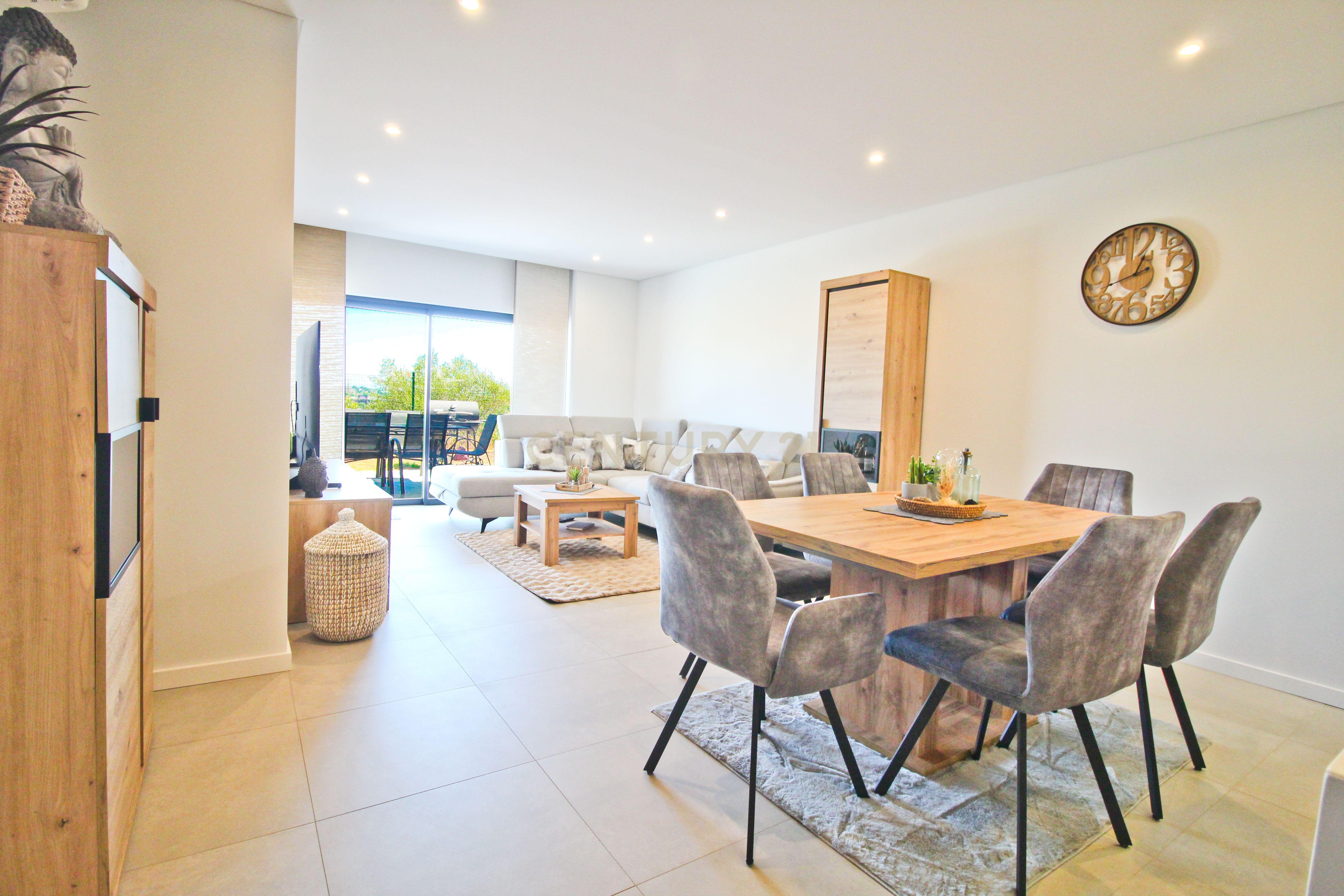Fotografia 11 de Apartamento T3 Moderno e Elegante em Portimão .