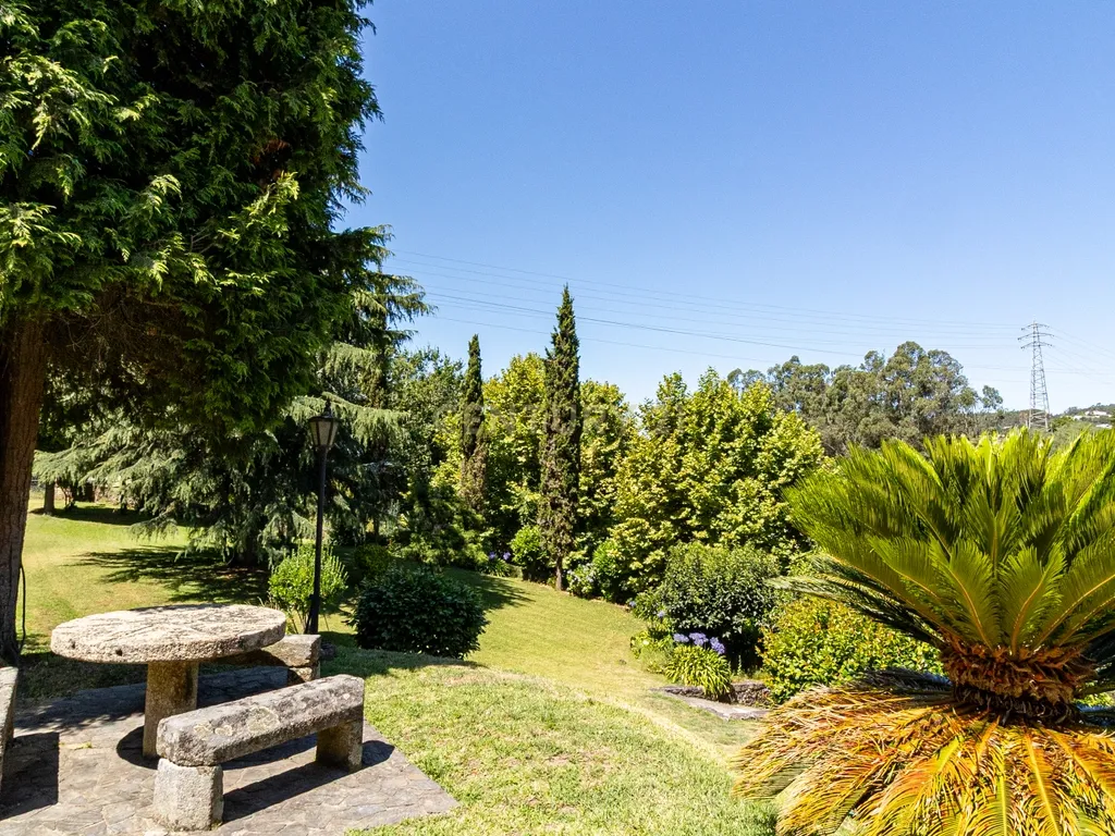 Casa das Azenhas – Charme e Exclusividade à Beira do Rio Cávado - Image 36