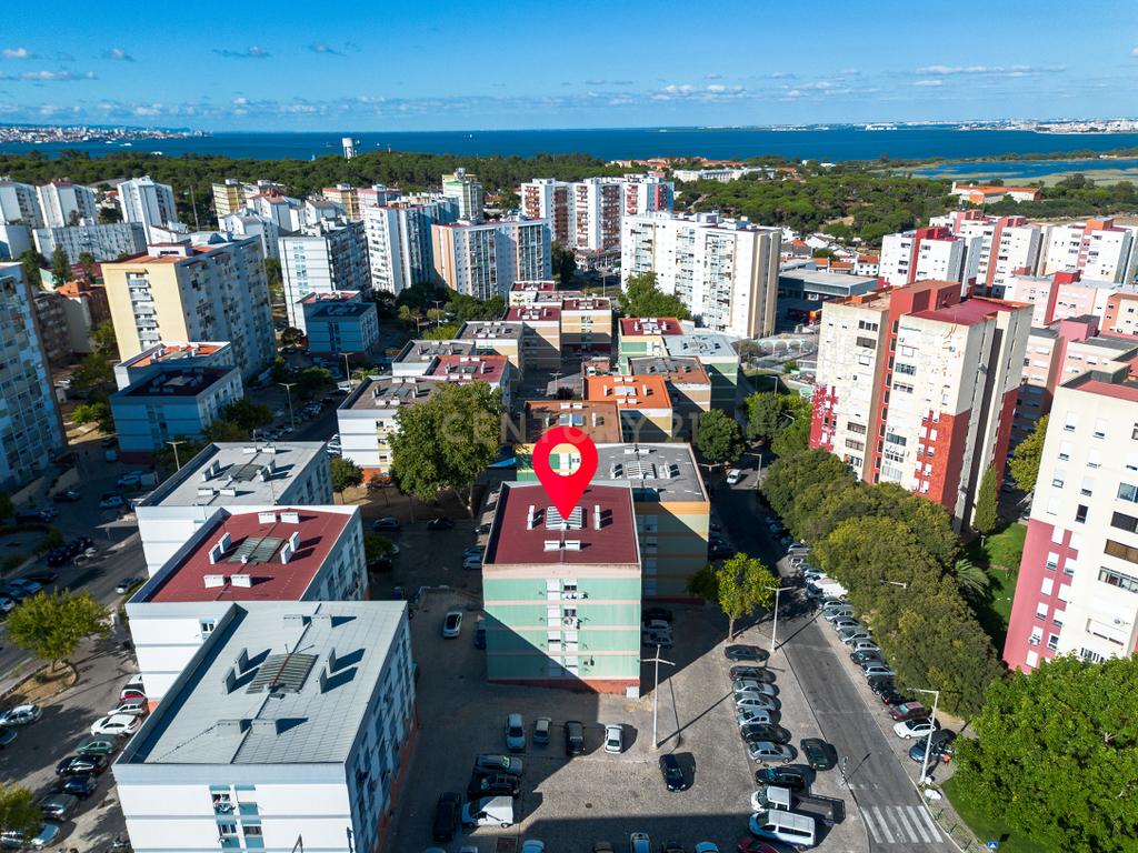 Apartamento T3 Almada - Image 35