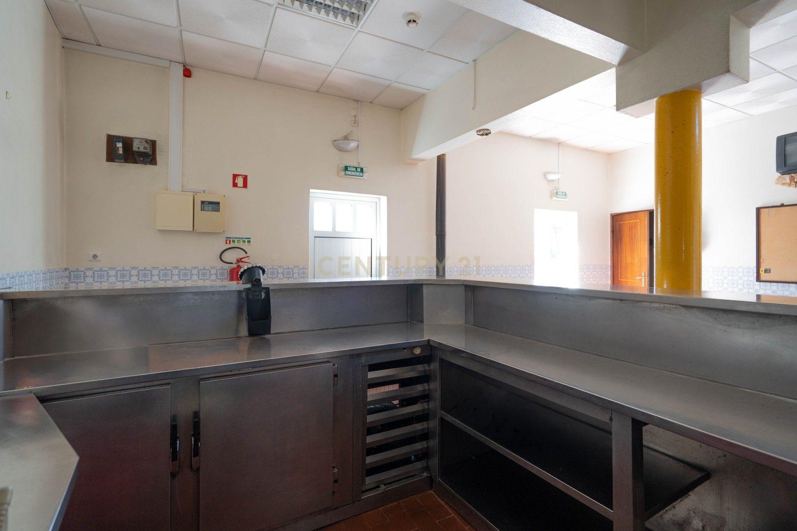 Fotografia 3 de Comércio (Café) para arrendamento em Ribas, Vila Nova de Poiares