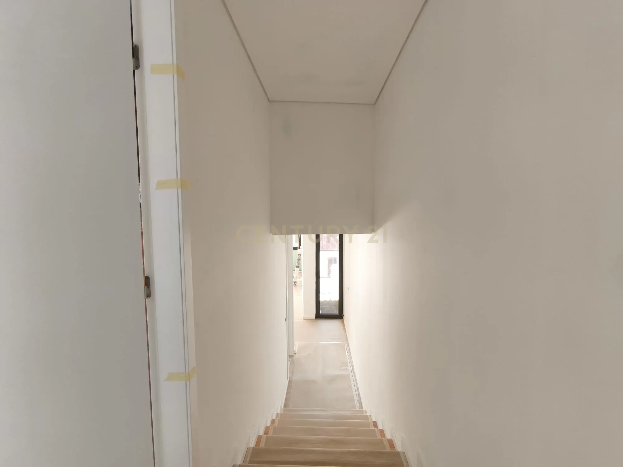 Casa em Construção em Braga, Esposende - 3 Quartos e Garagem - Image 8