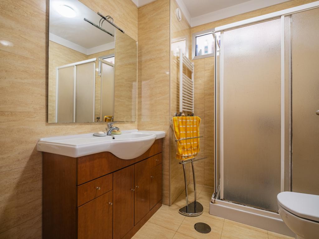 T2 de Excelentes Áreas | Suite, Garagem e Arrecadação | Alfena - Image 21