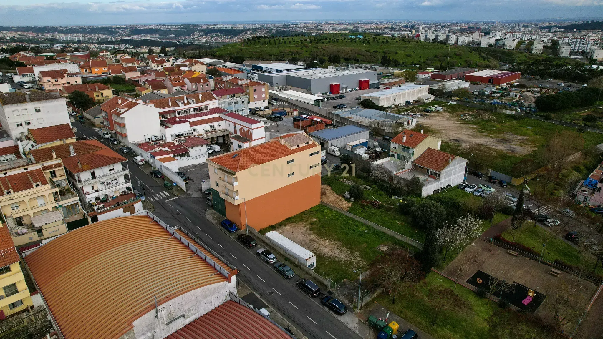 Fotografia 7 de Terreno Urbano Para Construção de Moradia – Amadora