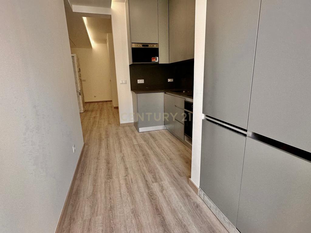 Venda T3 na Estrela - APARTAMENTO INTEGRALMENTE REMODELADO COM VARANDA GENEROSA - Image 10
