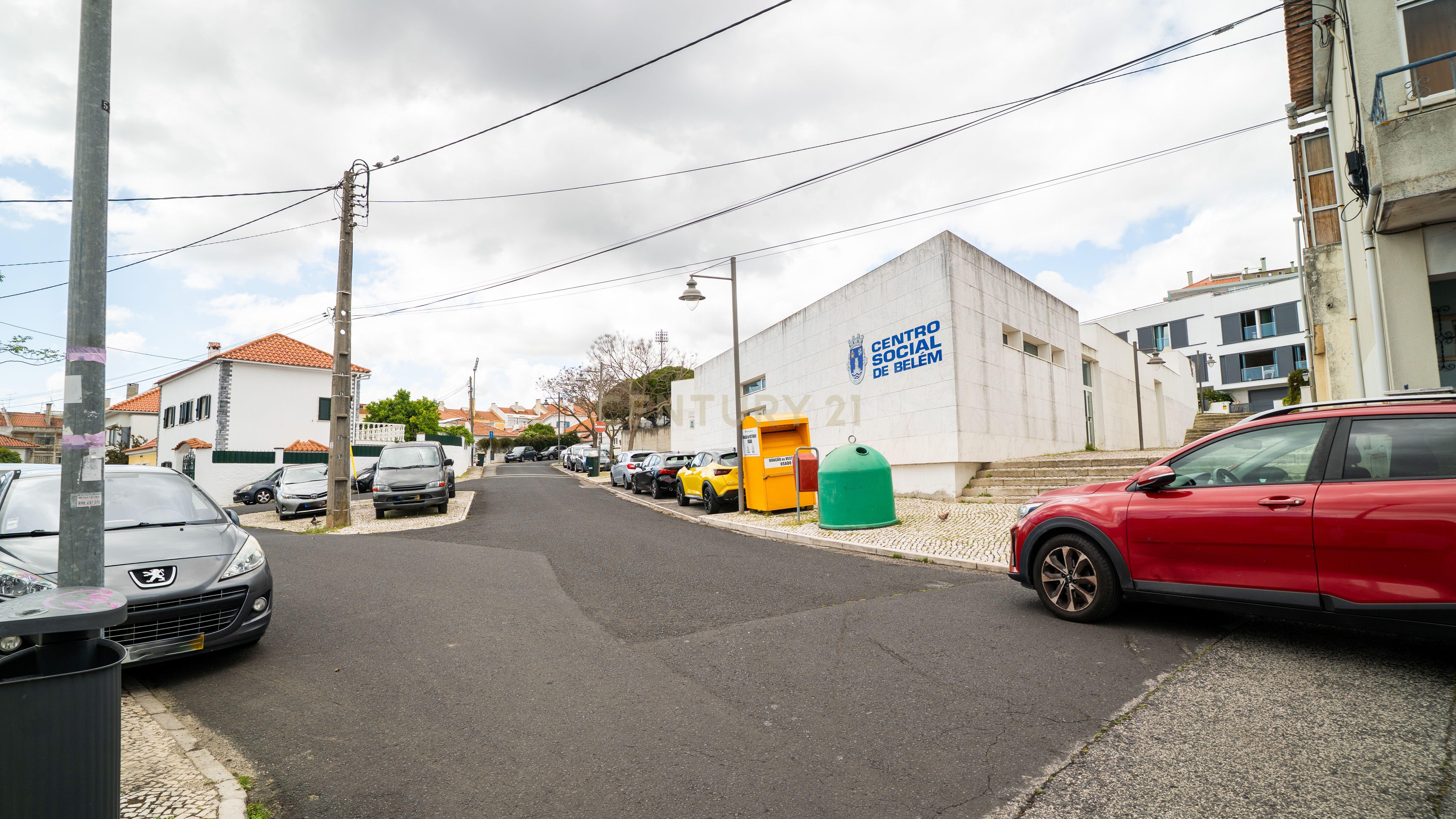 Moradia T6, na Rua 1 no Bairro de Belém, para modernizar em lote com 290m² - Image 28