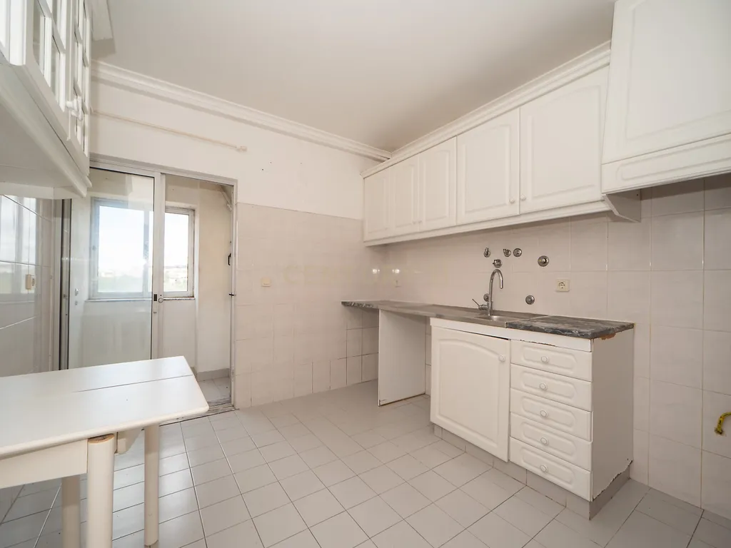 Apartamento T1 em Talaíde, Porto Salvo, Oeiras - Image 19