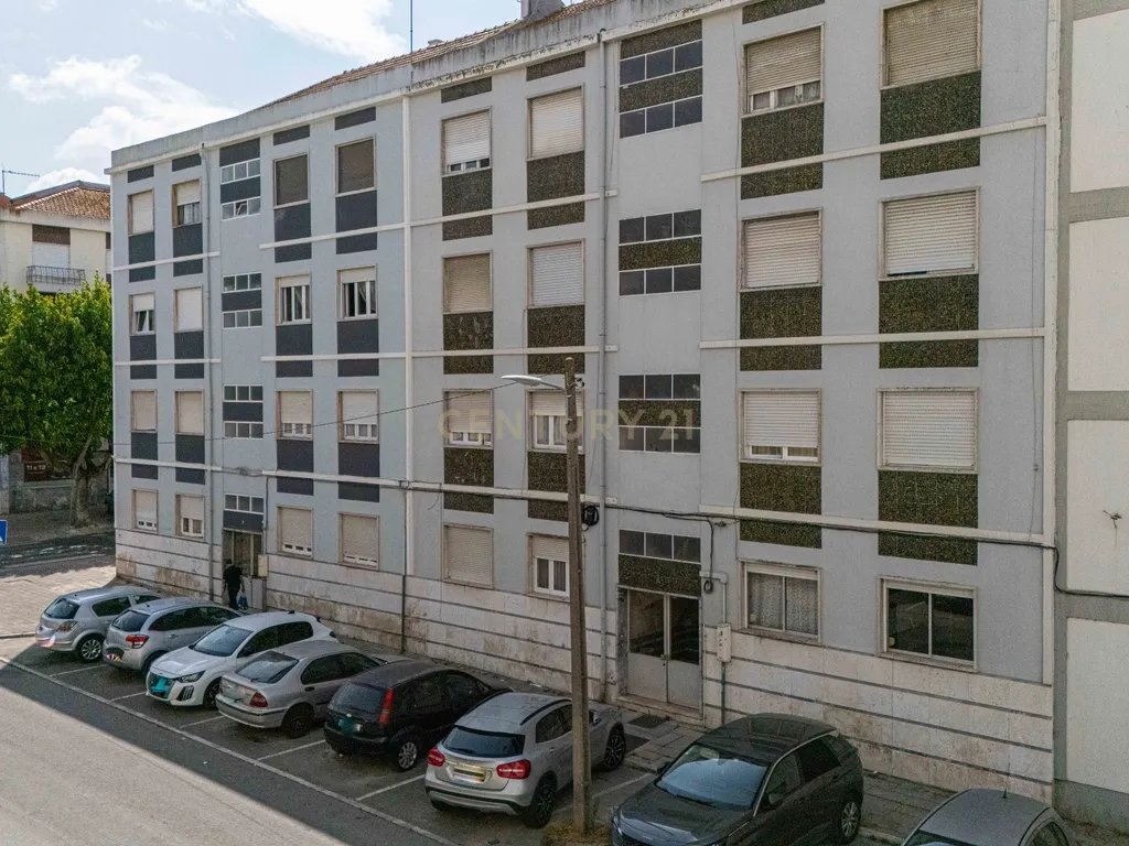 Apartamento T2 Moita – Ideal para Habitação Própria ou Investimento! - Image 16