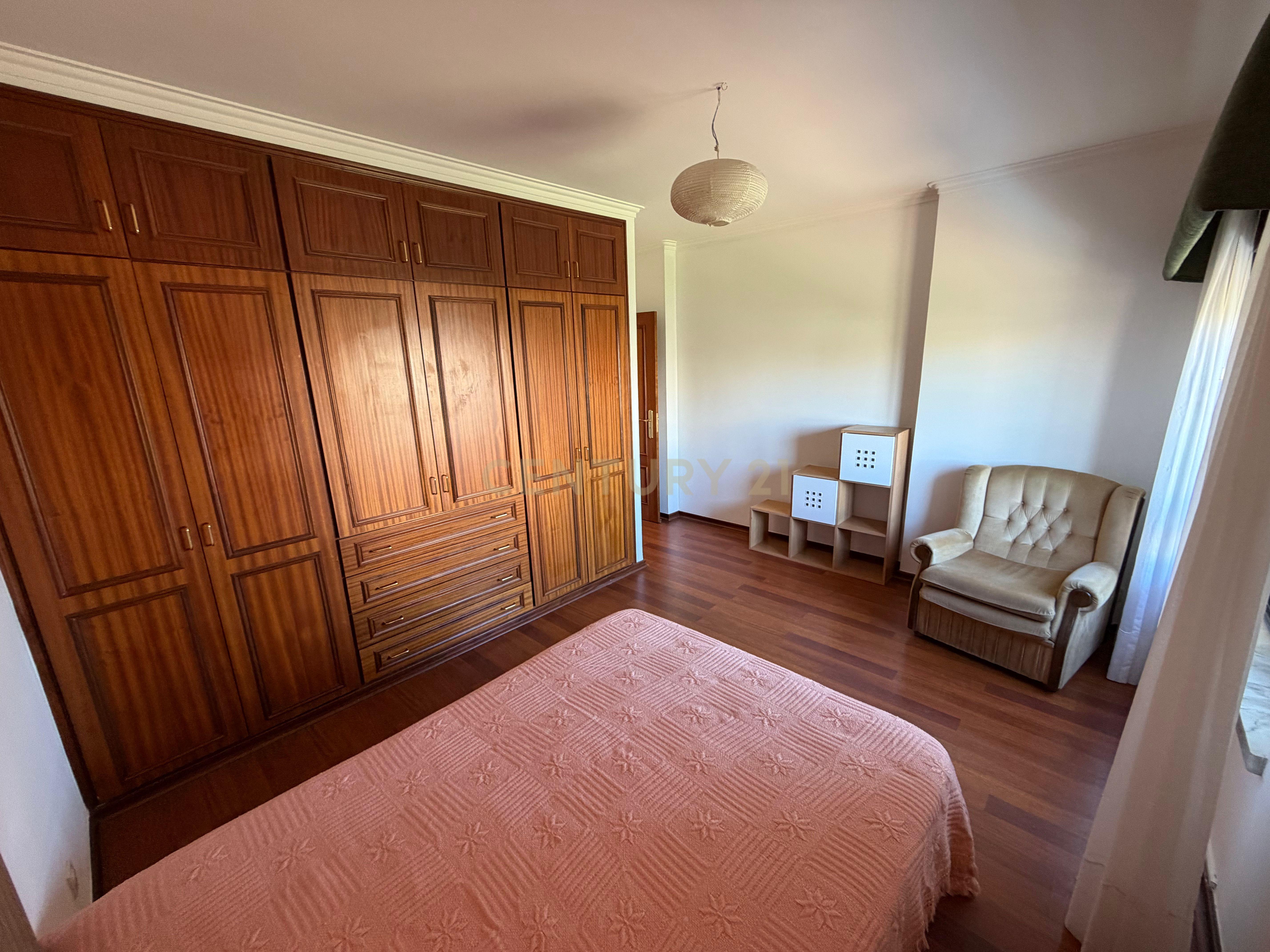 Fotografia 11 de Apartamento T2 para Arrendamento | Excelente Localização e Ótima Exposição Solar