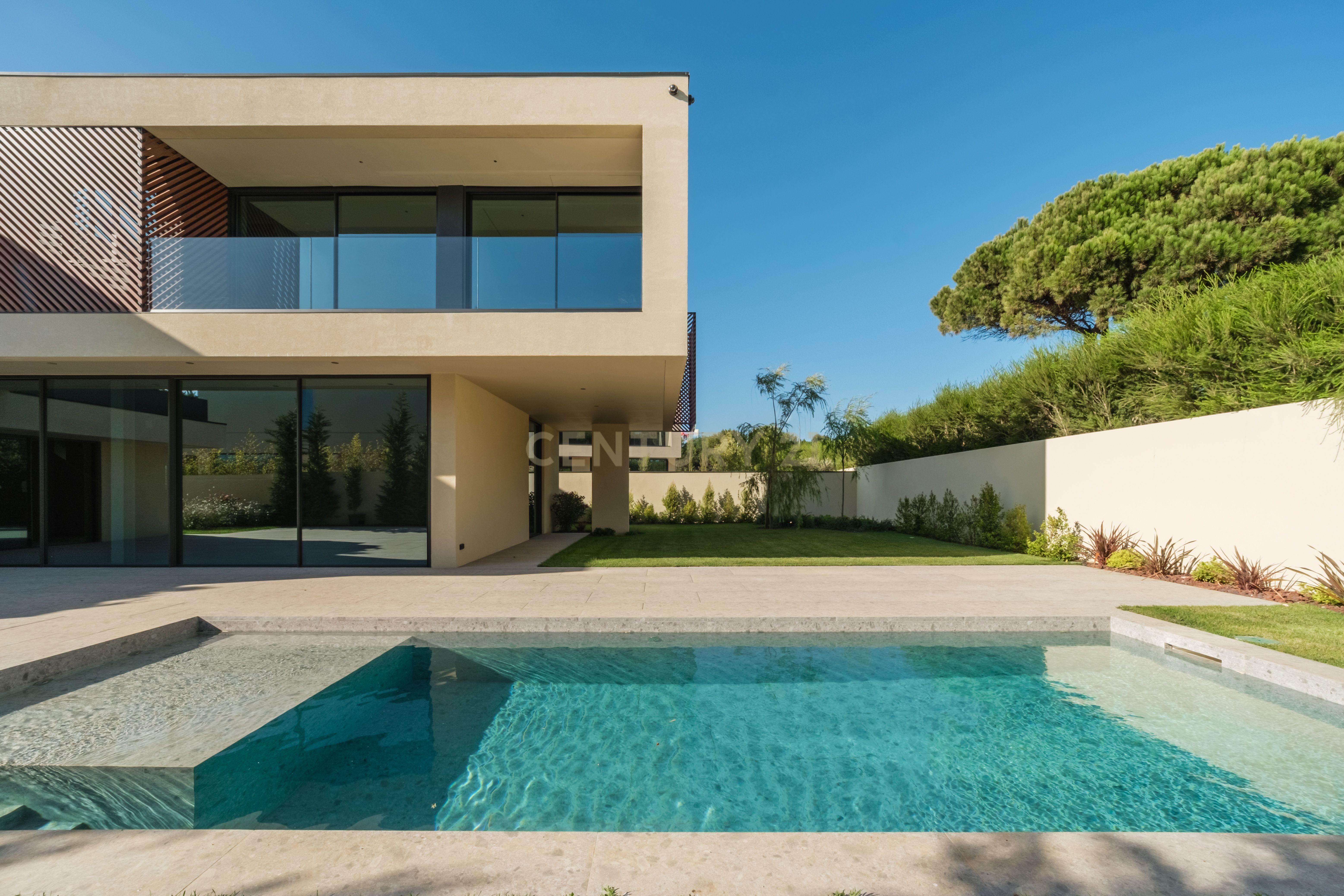 Moradia T5+1 em Cascais